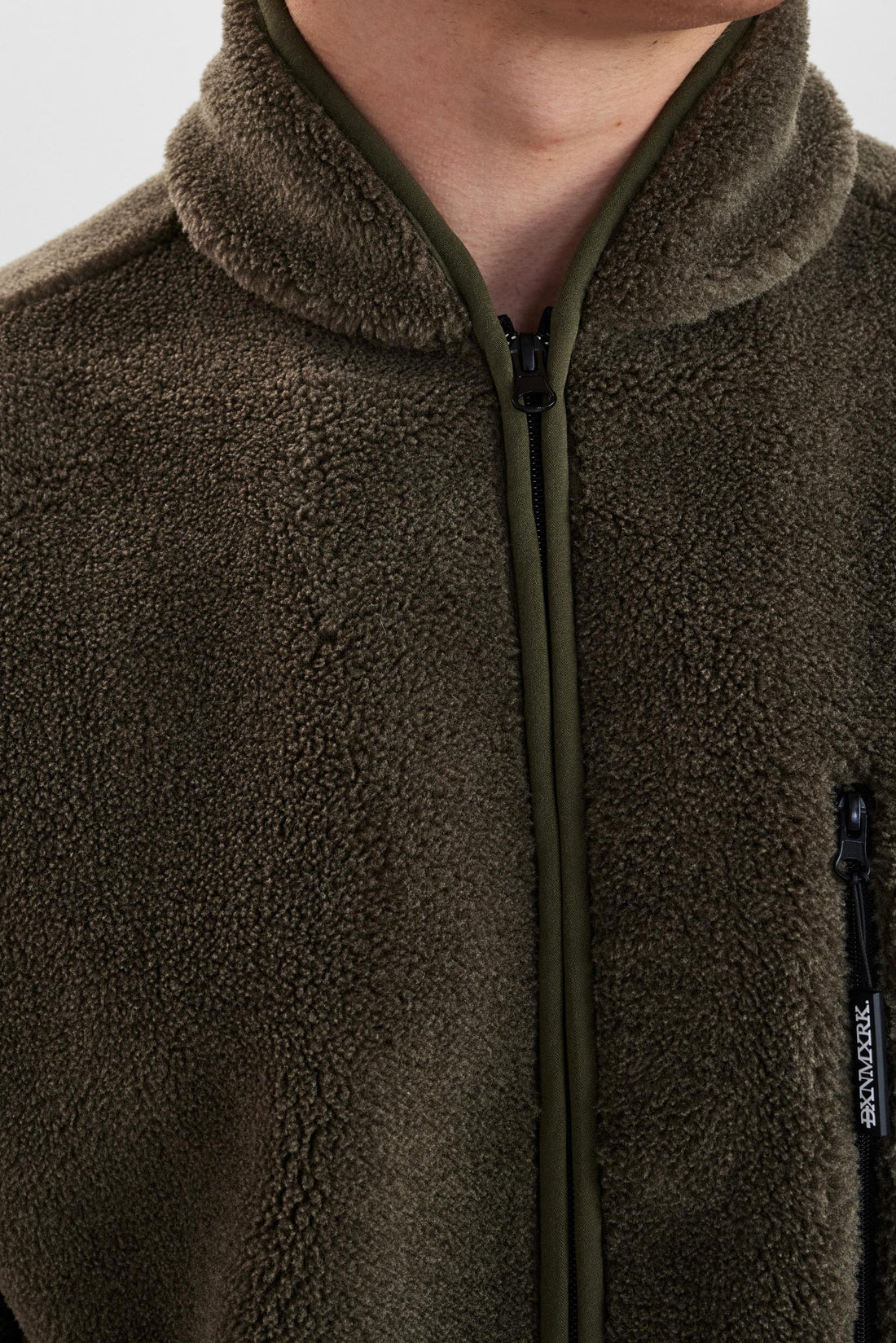 DXNMXRK. DX-Edelhard Outlet Army green