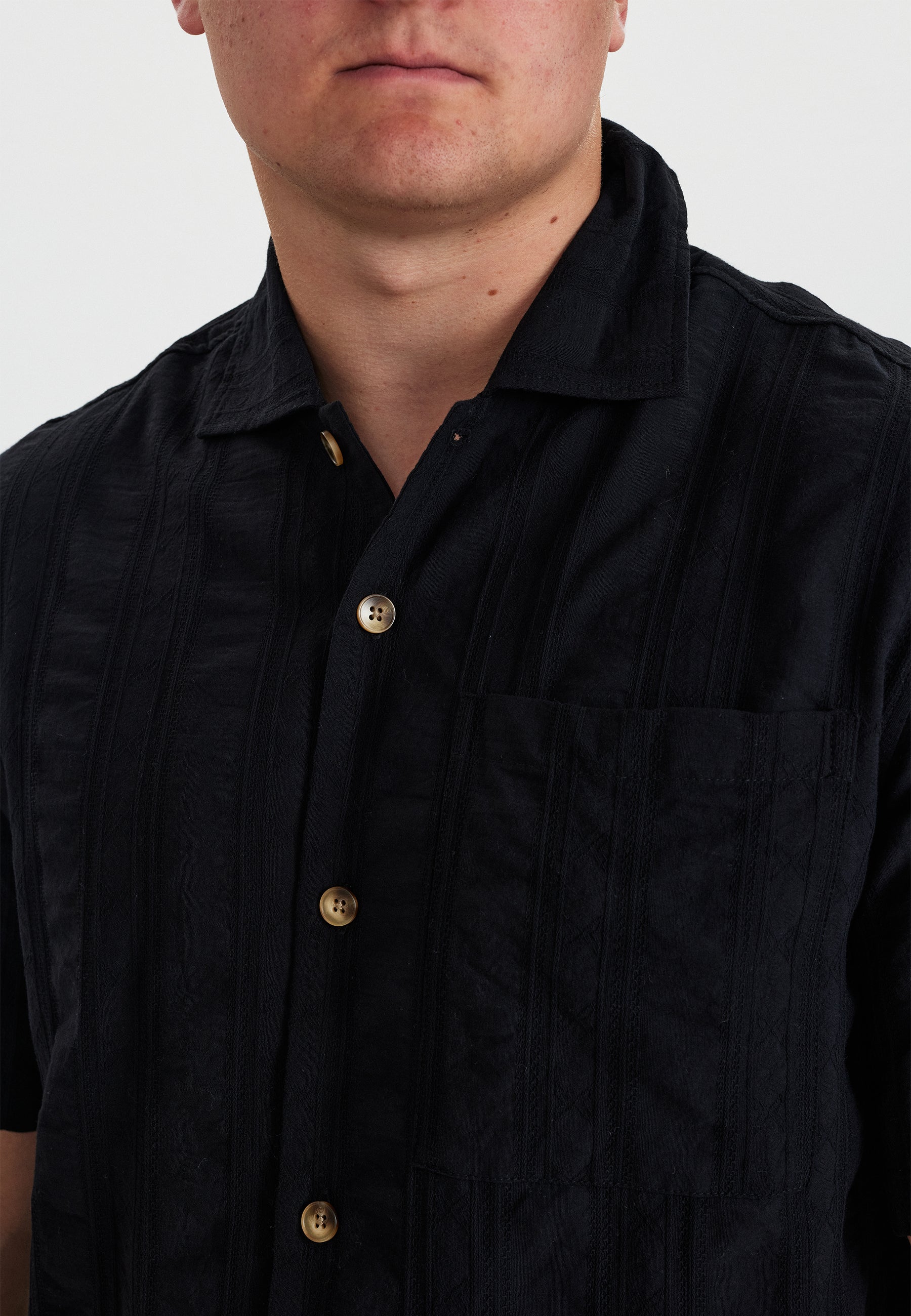 DXNMXRK. DXfelix Outlet Black
