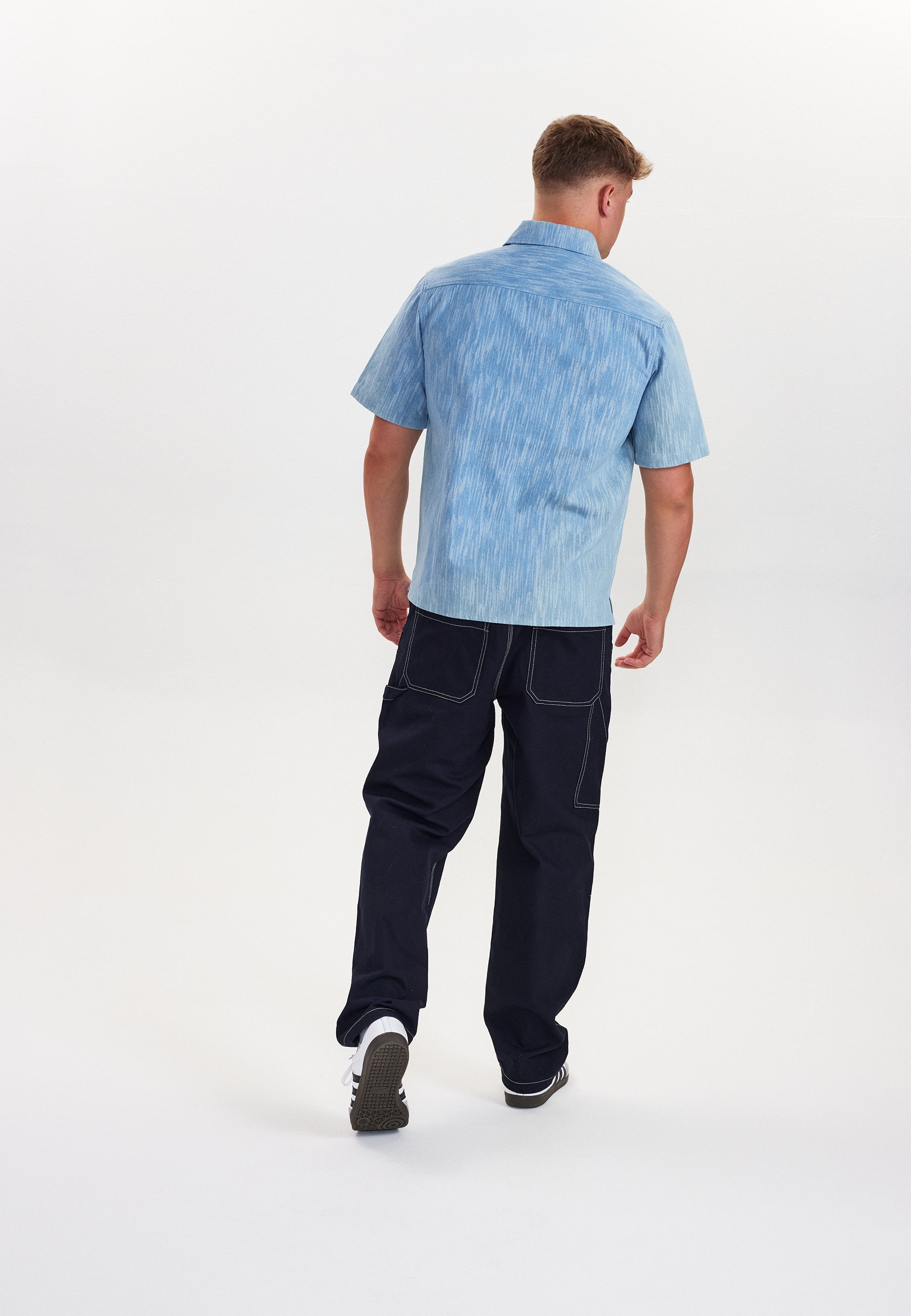 DXNMXRK. DXflemming Outlet Blue